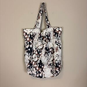 Offline by Aerie White with Brown & Black Tie Dye Packable Tote Bag